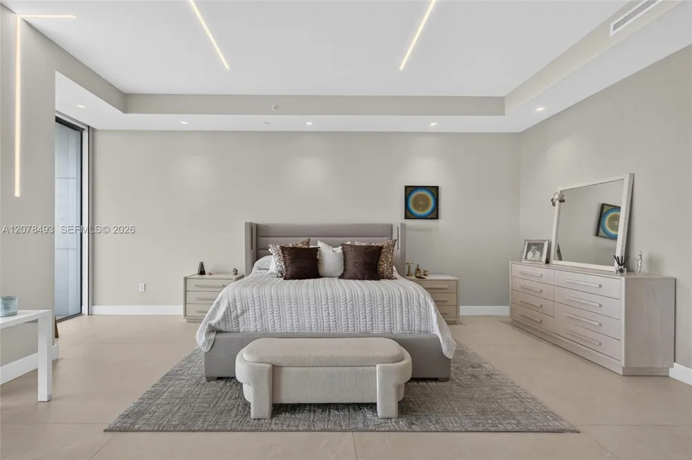 920 Intracoastal Dr #PH2 Fort Lauderdale, FL 33304