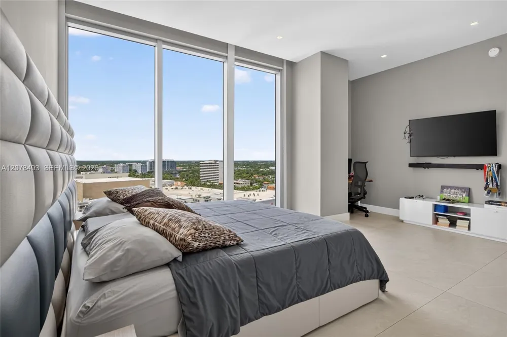 920 Intracoastal Dr #PH2 Fort Lauderdale, FL 33304