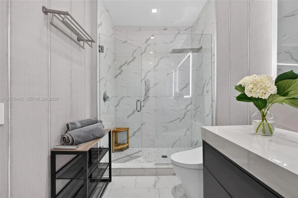 920 Intracoastal Dr #PH2 Fort Lauderdale, FL 33304