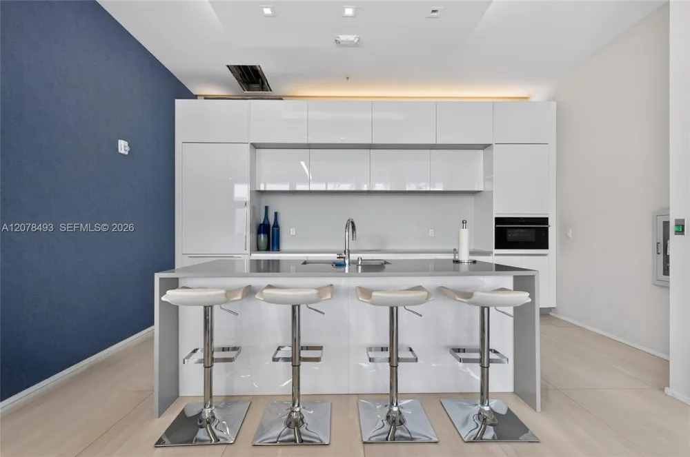 920 Intracoastal Dr #PH2 Fort Lauderdale, FL 33304