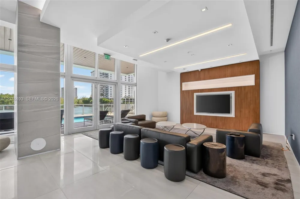 920 Intracoastal Dr #PH2 Fort Lauderdale, FL 33304