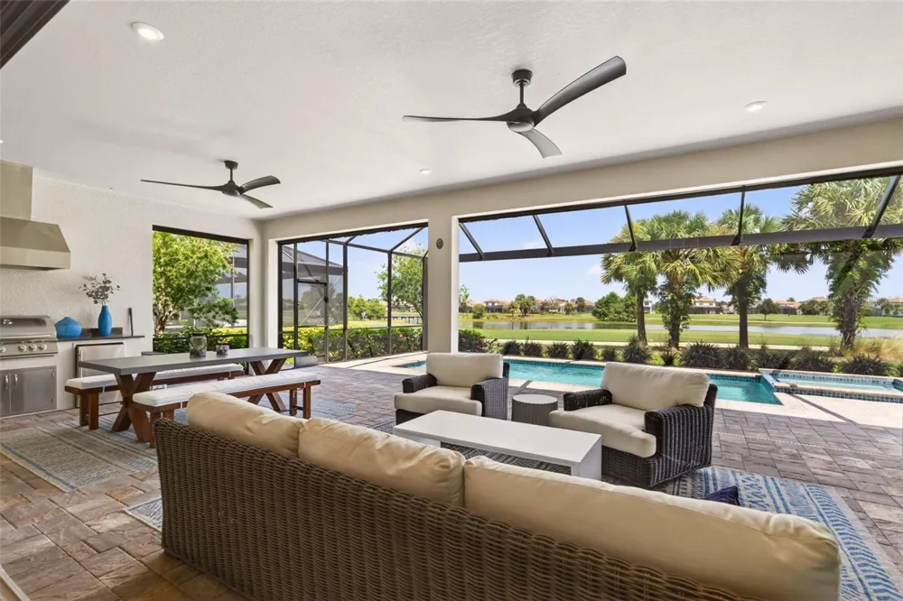 14833 MONTELLO WAY Bradenton, FL 34211