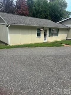 226-A Oakcrest Drive Belmont, NC 28012