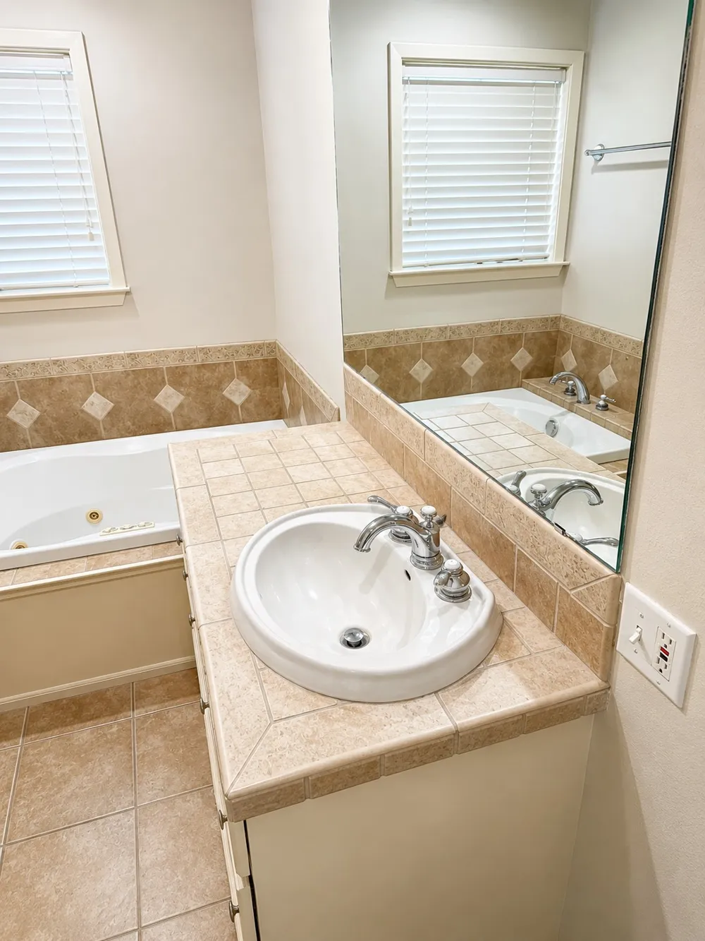 704 Dobbins Road Corsicana, TX 75110