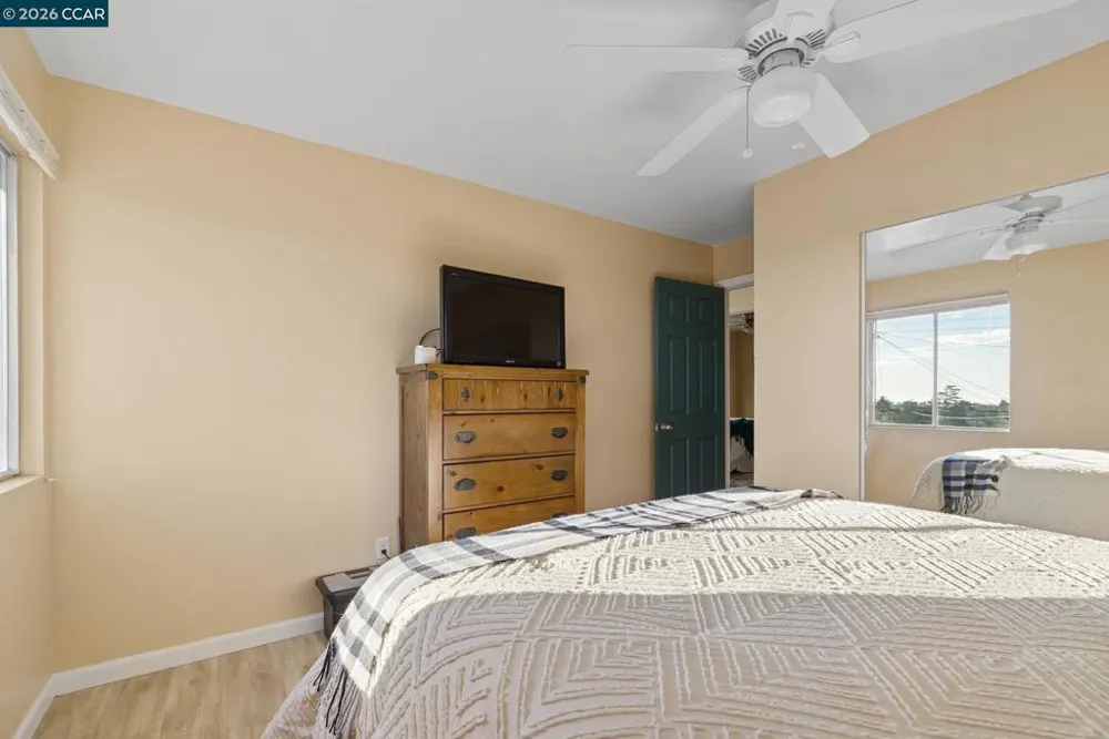 17112 Los Banos St Hayward, CA 94541