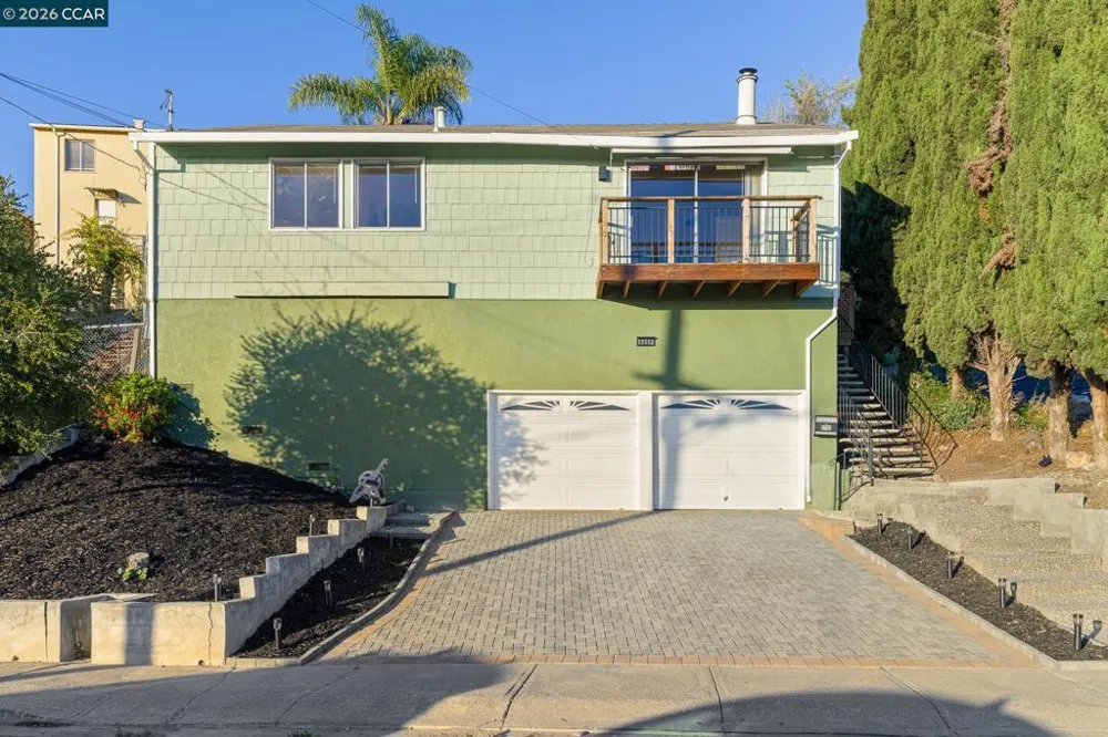 17112 Los Banos St Hayward, CA 94541