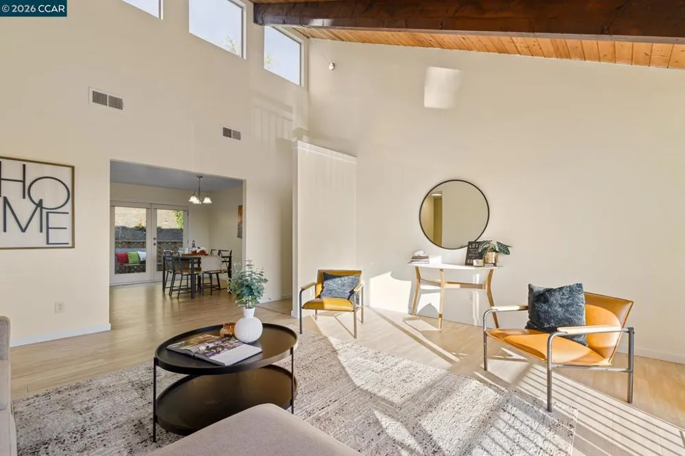 17112 Los Banos St Hayward, CA 94541