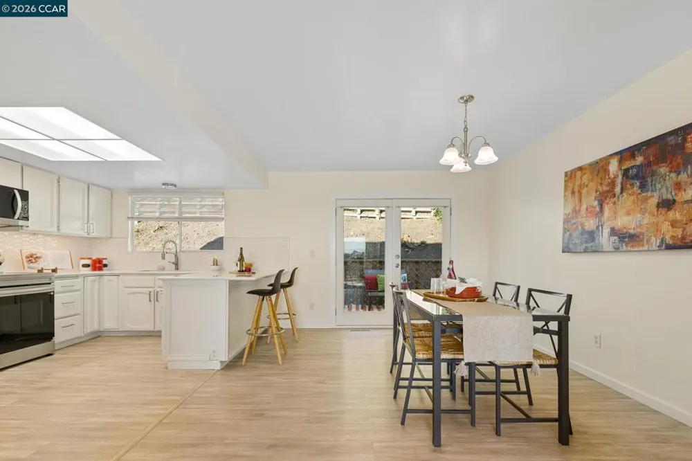 17112 Los Banos St Hayward, CA 94541