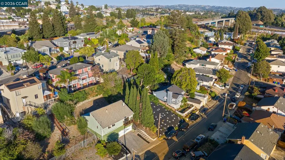 17112 Los Banos St Hayward, CA 94541