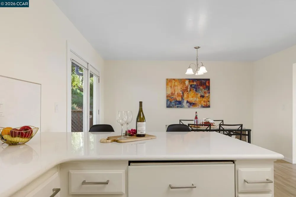 17112 Los Banos St Hayward, CA 94541