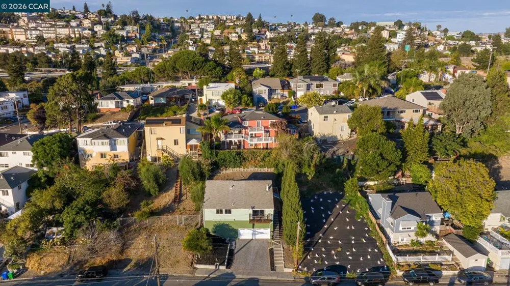 17112 Los Banos St Hayward, CA 94541