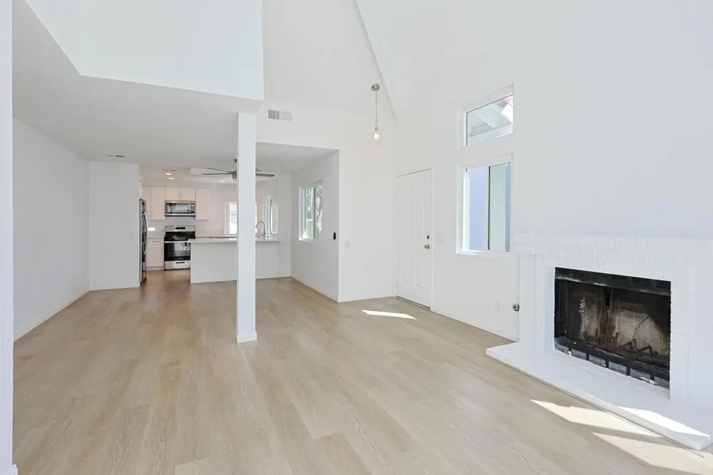 249 Blackbird Way Oceanside, CA 92057