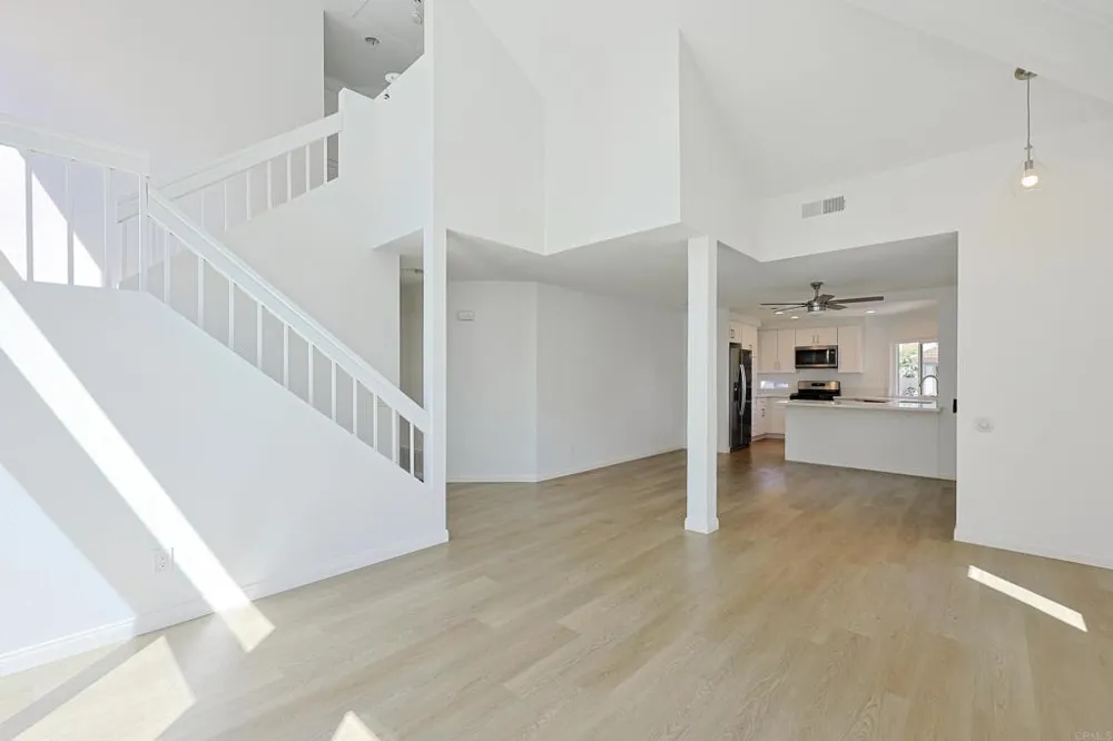 249 Blackbird Way Oceanside, CA 92057