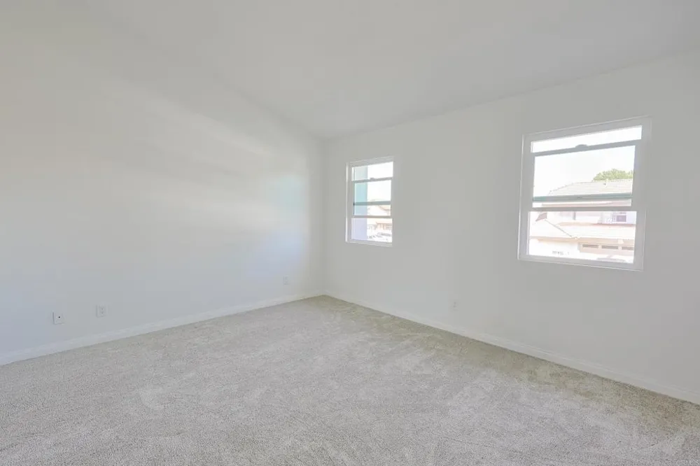 249 Blackbird Way Oceanside, CA 92057