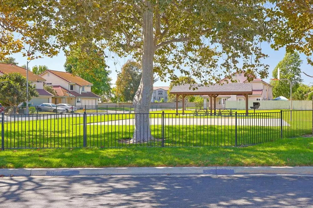 249 Blackbird Way Oceanside, CA 92057