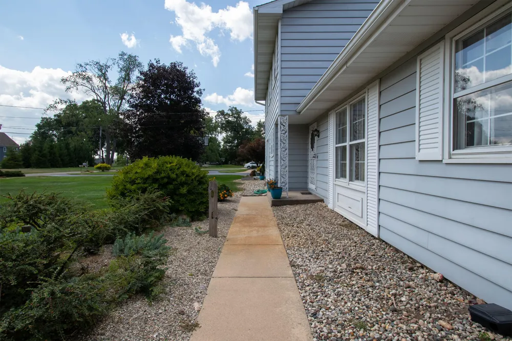 154 Jennings Road Battle Creek, MI 49015