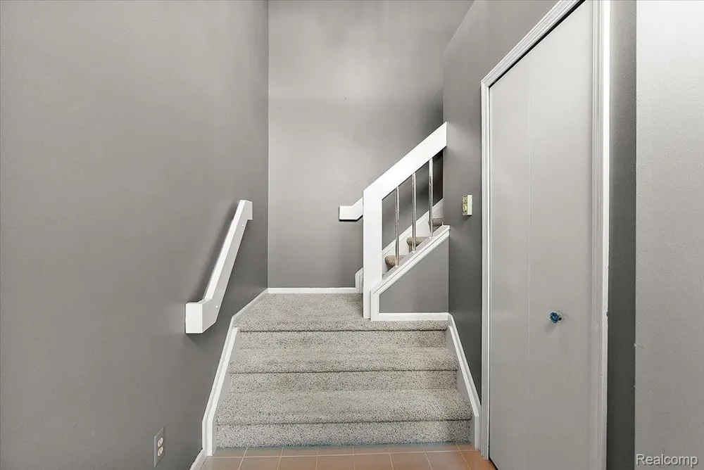 1918 Eagle Pointe Bloomfield Hills City, MI 48304