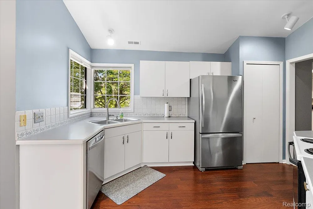 1918 Eagle Pointe Bloomfield Hills City, MI 48304