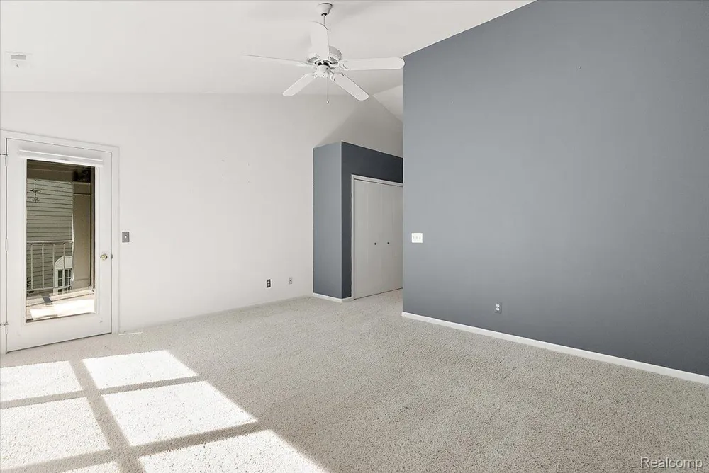 1918 Eagle Pointe Bloomfield Hills City, MI 48304