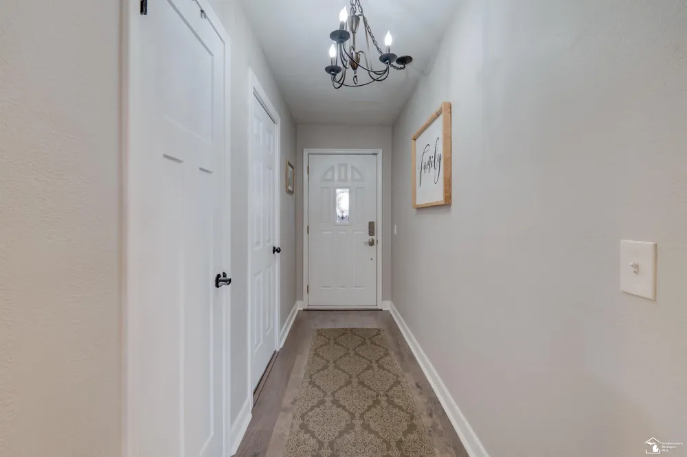7558 Apache Trail Trail Bedford Township, MI 48182