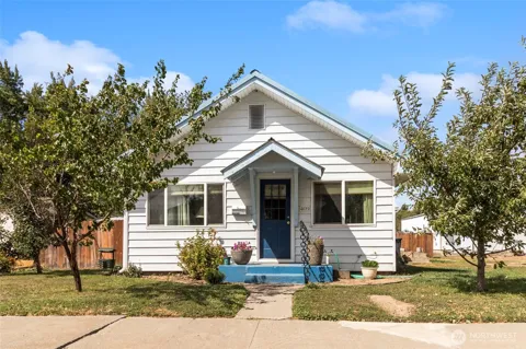 409 E Alder Avenue