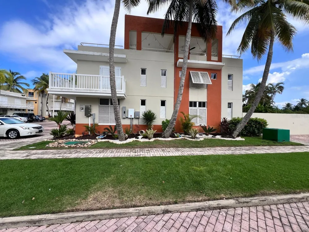 S-24 OCEAN BLUE LANE Vega Alta, PR 00692