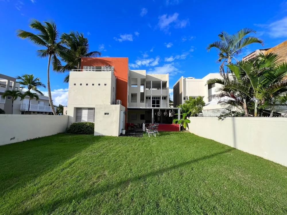 S-24 OCEAN BLUE LANE Vega Alta, PR 00692