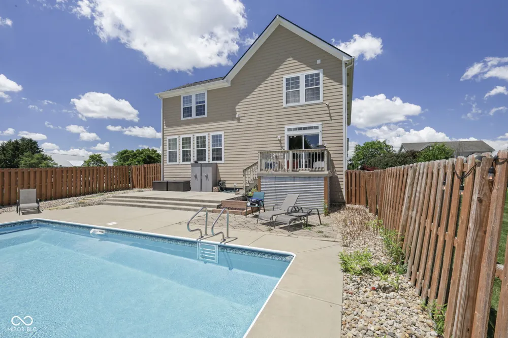 13815 Honey Creek Drive Camby, IN 46113