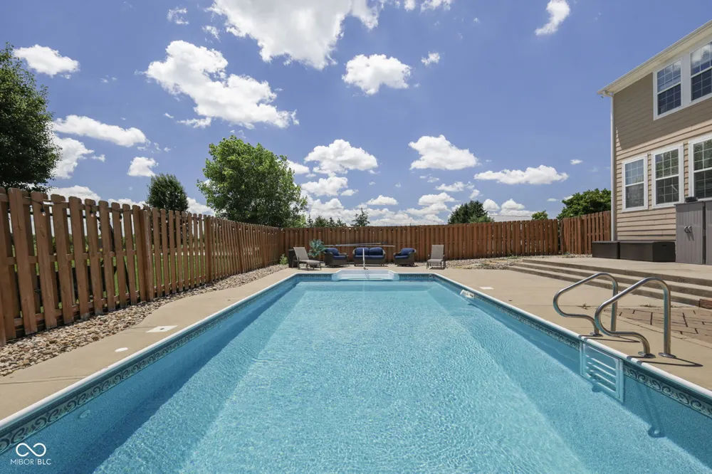 13815 Honey Creek Drive Camby, IN 46113
