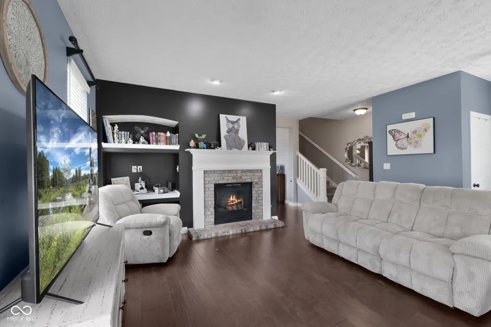 13815 Honey Creek Drive Camby, IN 46113