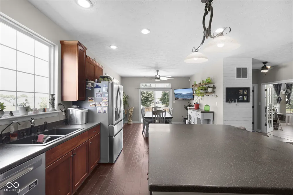13815 Honey Creek Drive Camby, IN 46113