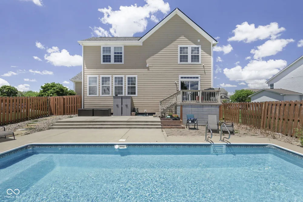 13815 Honey Creek Drive Camby, IN 46113
