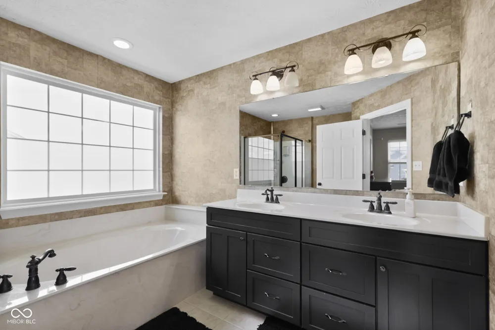13815 Honey Creek Drive Camby, IN 46113