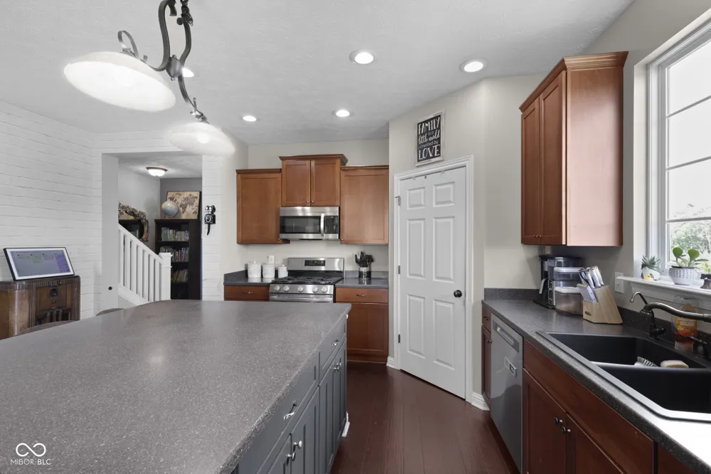 13815 Honey Creek Drive Camby, IN 46113