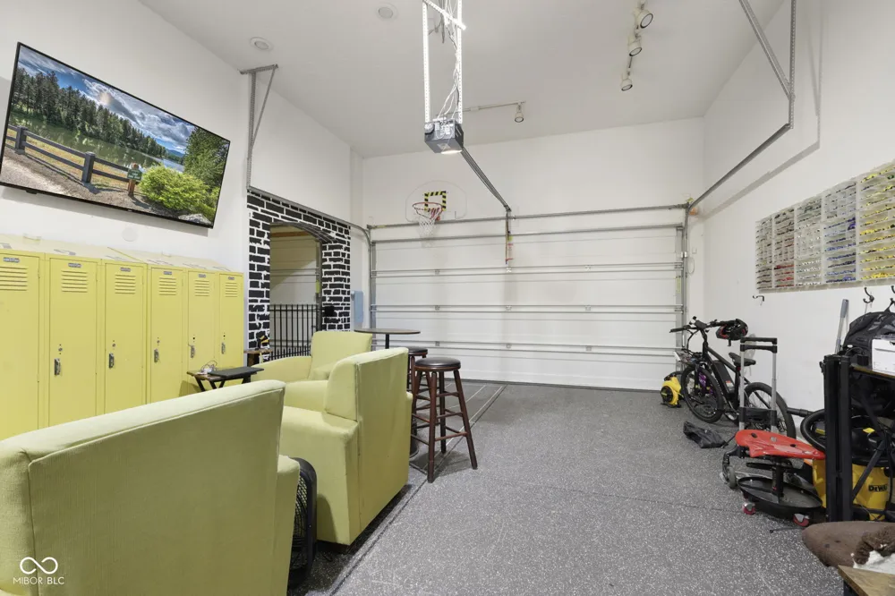 13815 Honey Creek Drive Camby, IN 46113