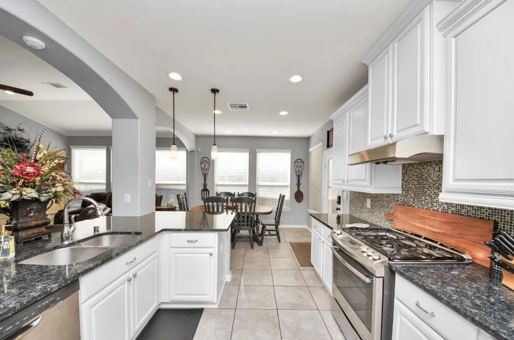 1622 Mahan Drive Richmond, TX 77406