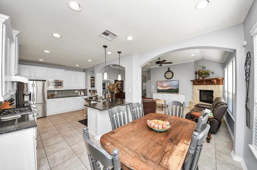 1622 Mahan Drive Richmond, TX 77406