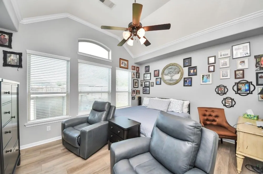 1622 Mahan Drive Richmond, TX 77406