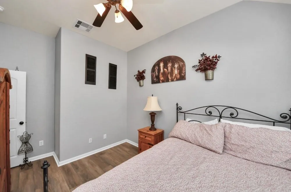 1622 Mahan Drive Richmond, TX 77406