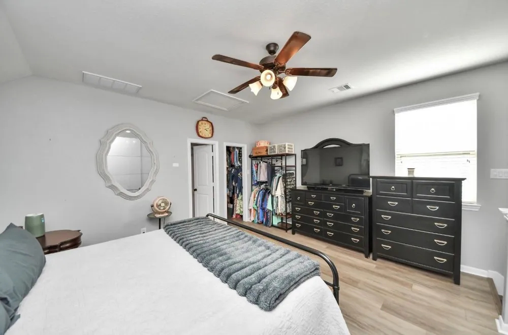 1622 Mahan Drive Richmond, TX 77406