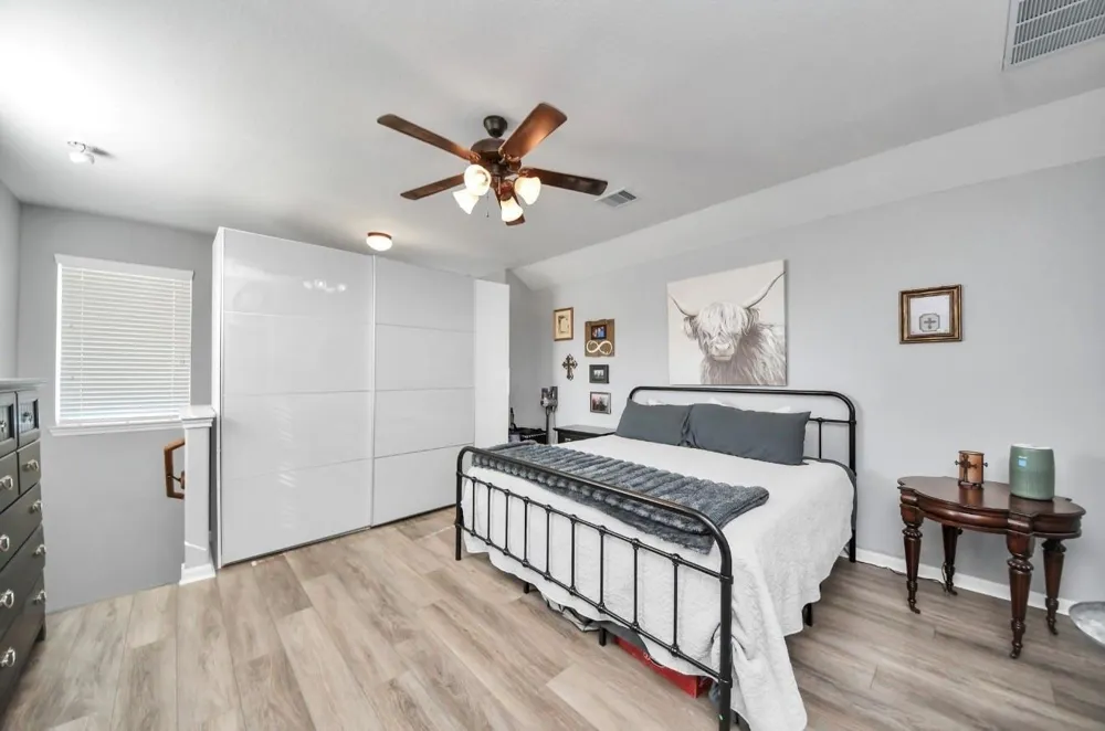 1622 Mahan Drive Richmond, TX 77406