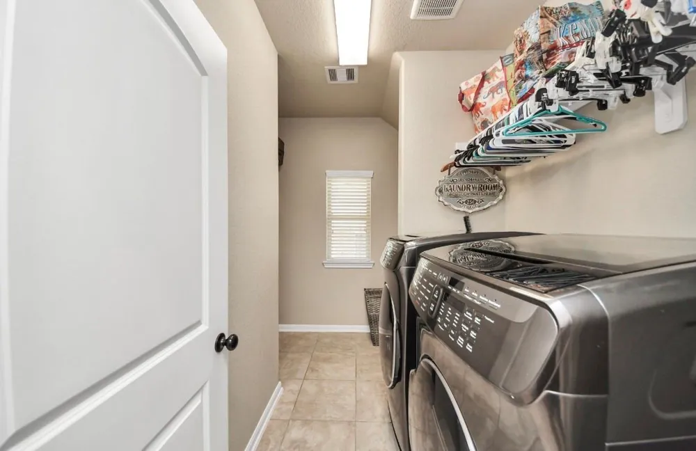 1622 Mahan Drive Richmond, TX 77406