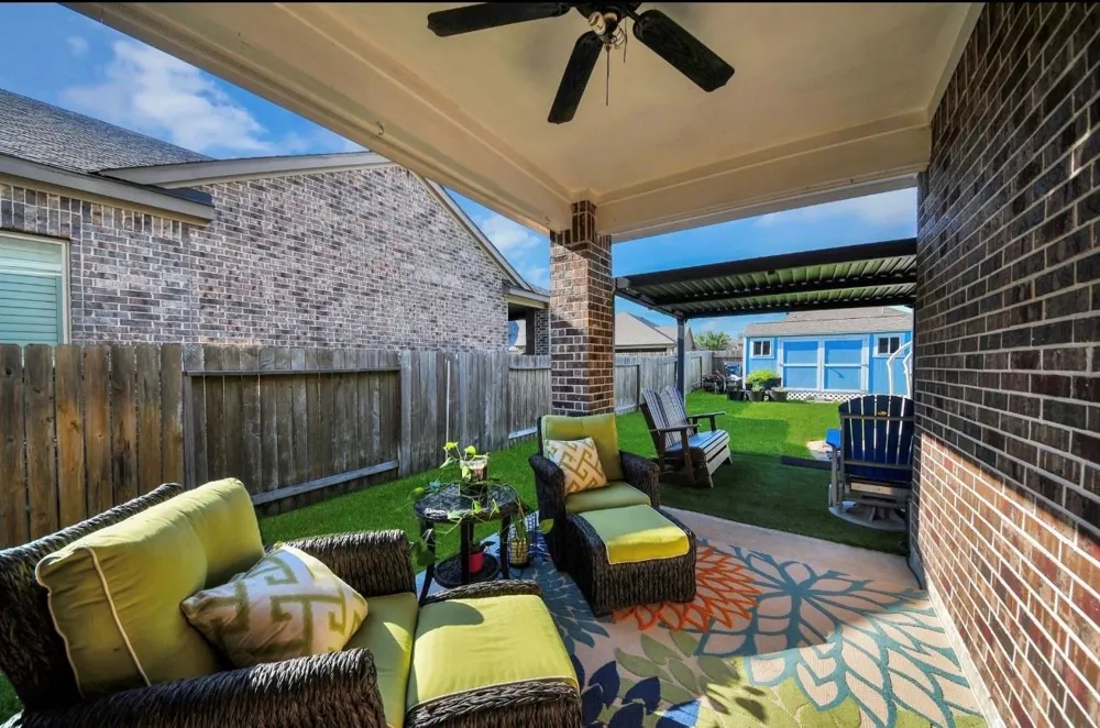 1622 Mahan Drive Richmond, TX 77406