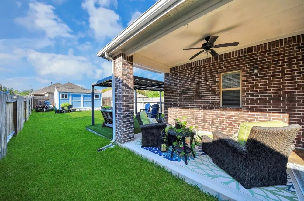 1622 Mahan Drive Richmond, TX 77406
