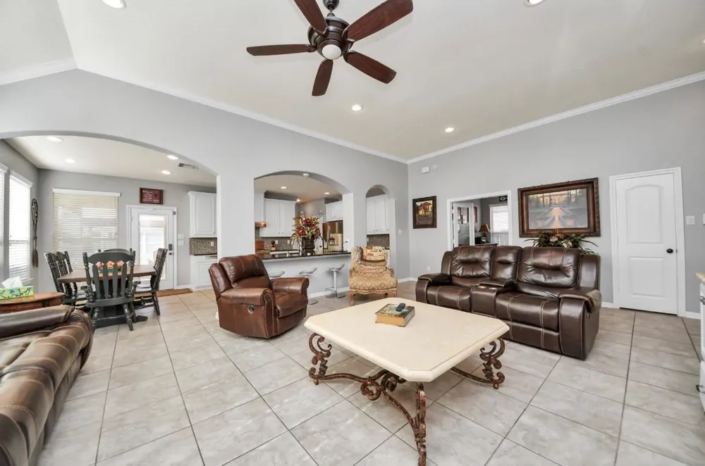 1622 Mahan Drive Richmond, TX 77406