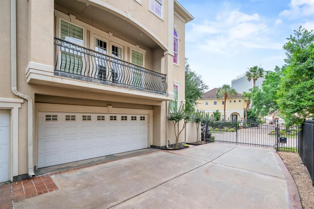 5507 Val Verde Street Houston, TX 77056