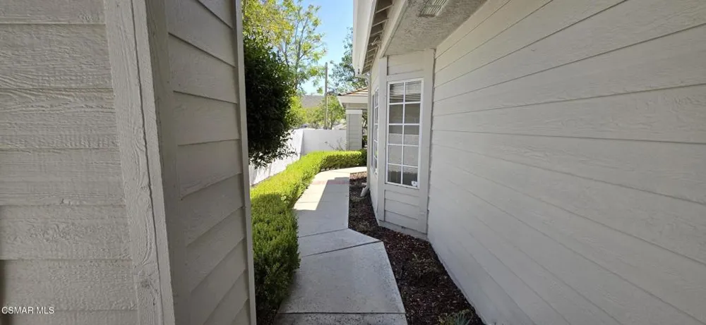 5645 Tanner Ridge Avenue Thousand Oaks, CA 91362