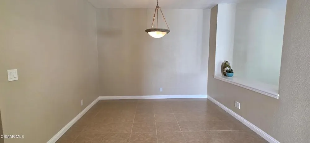 5645 Tanner Ridge Avenue Thousand Oaks, CA 91362