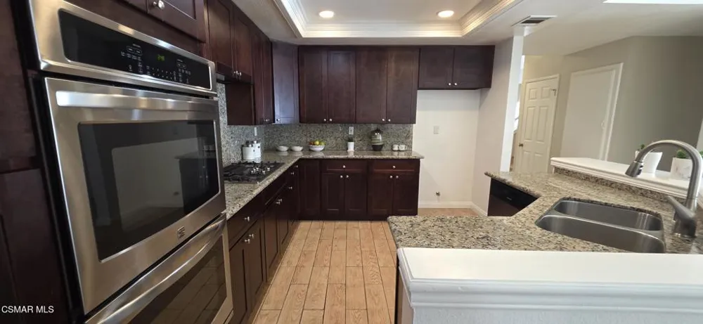 5645 Tanner Ridge Avenue Thousand Oaks, CA 91362
