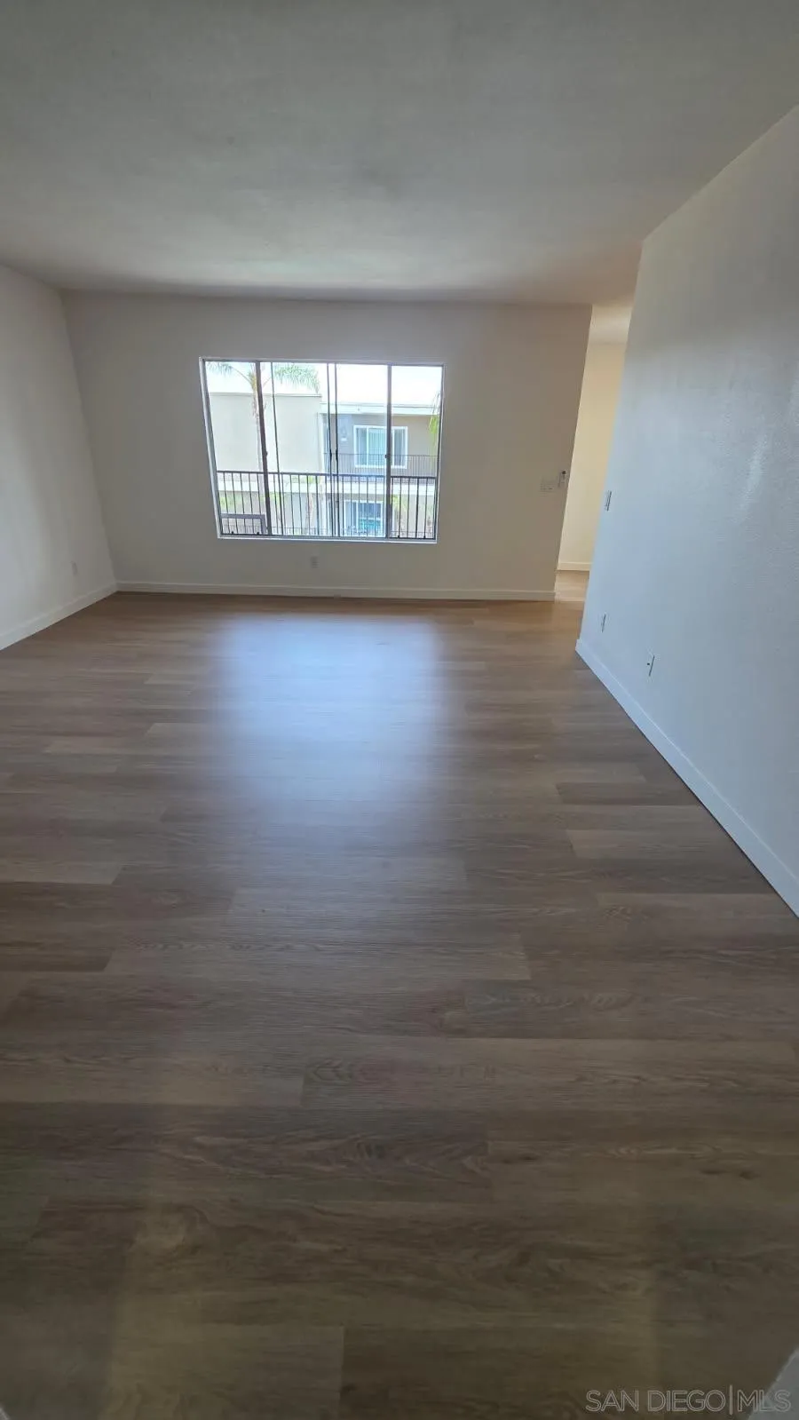 1420 Hilltop Drive #304 Chula Vista, CA 91911